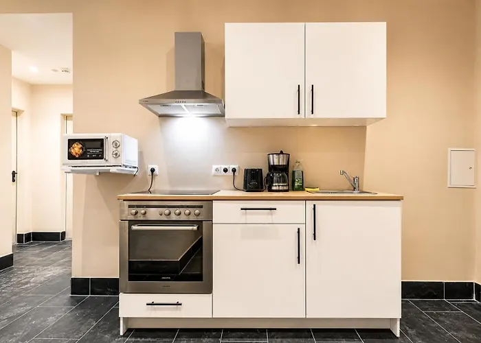 4-br Apt, Ideal For Groups, 6-min To Stadthalle Vienna