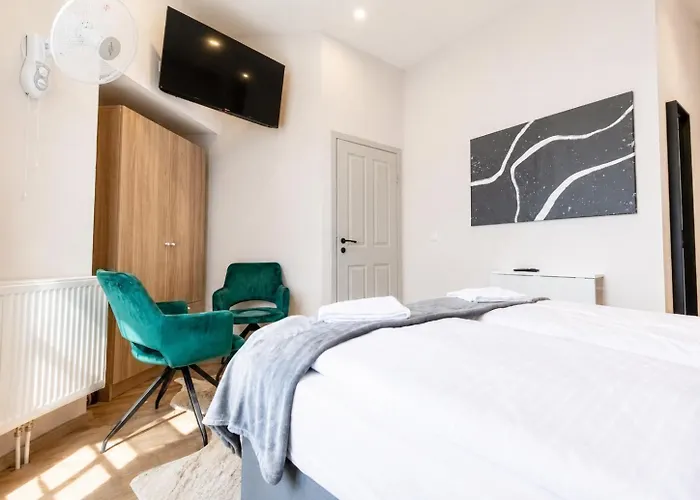 Apartment 4-br Apt, Ideal For Groups, 6-min To Stadthalle