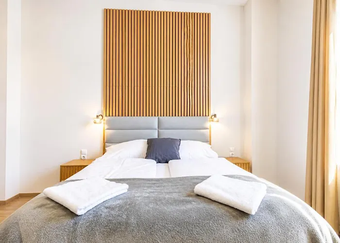 4-br Apt, Ideal For Groups, 6-min To Stadthalle