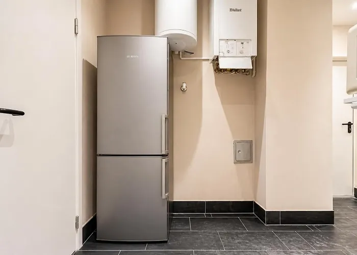 4-br Apt, Ideal For Groups, 6-min To Stadthalle Apartment Vienna